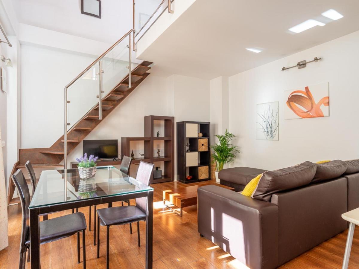 Lu&Cia Duplex City Center Malaga Exterior photo